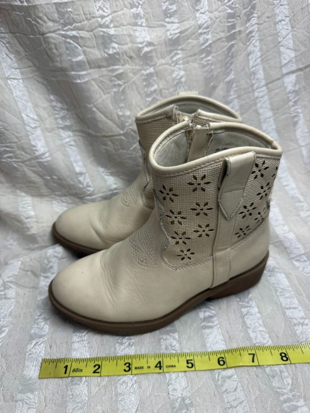 Girls Karyn & Bone Cream Cutout Western Cowboy Boots Size 13